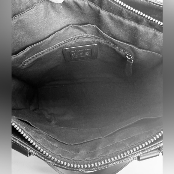 Coach Graham Structured Tote - Picture 5 of 15